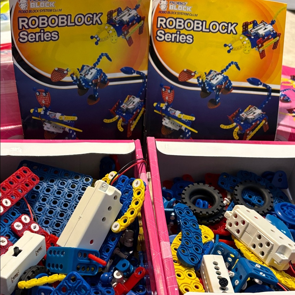 RoboBlock Building Sets (4 boxes)